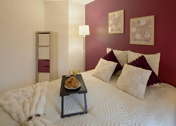 Bienvenue Au Nid Du Chevert, Centre De * Nantes